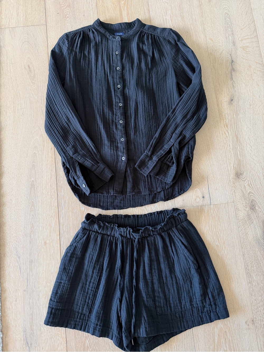 GAP Black Gauze Button-Up Top & Shorts Set Size XS